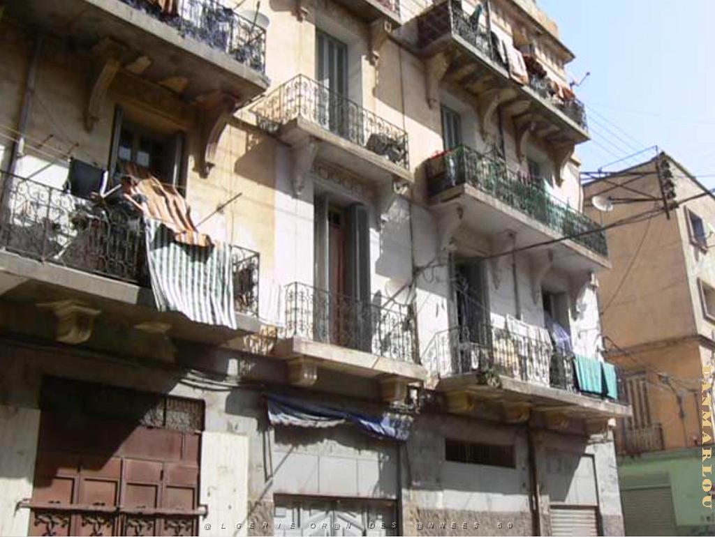 rue Rabelais 16.JPG